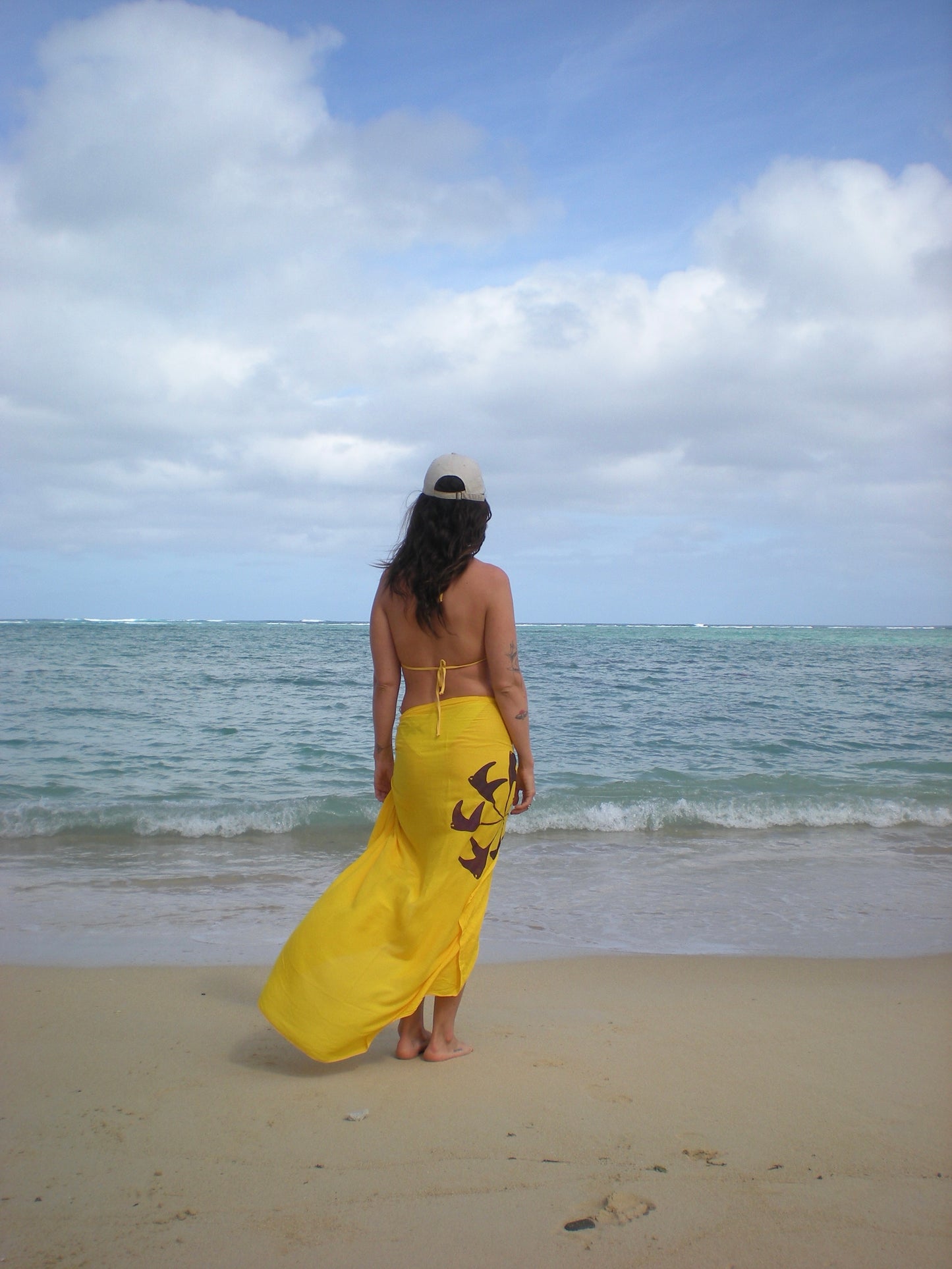 Manta Ray Flower Sarong