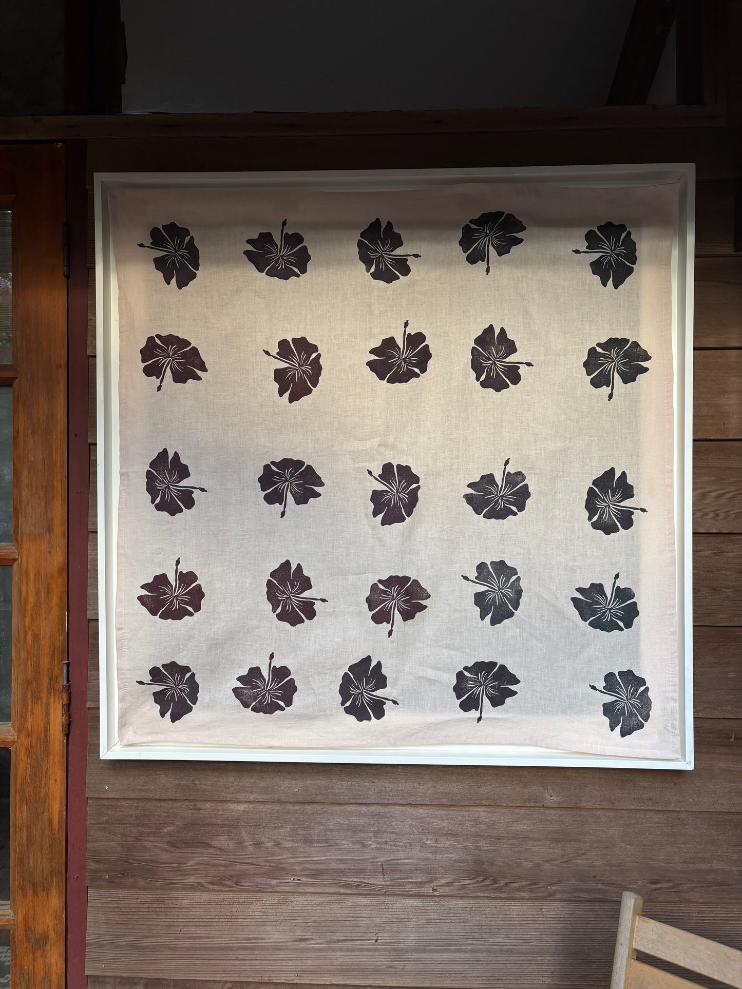 A Ivory Bloom Purple Hibiscus Linen Tablecloth