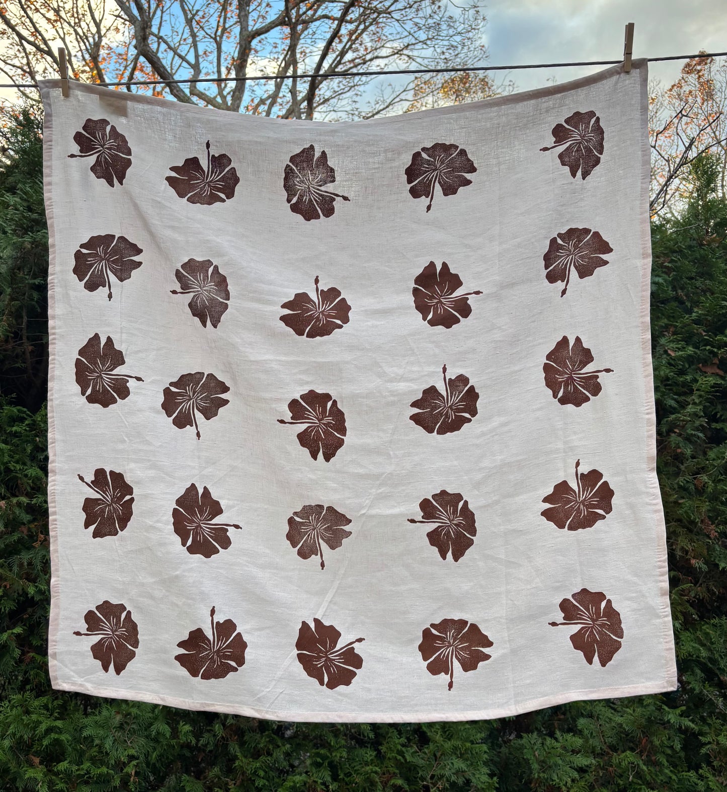 A Ivory Bloom Brown Hibiscus Linen Tablecloth