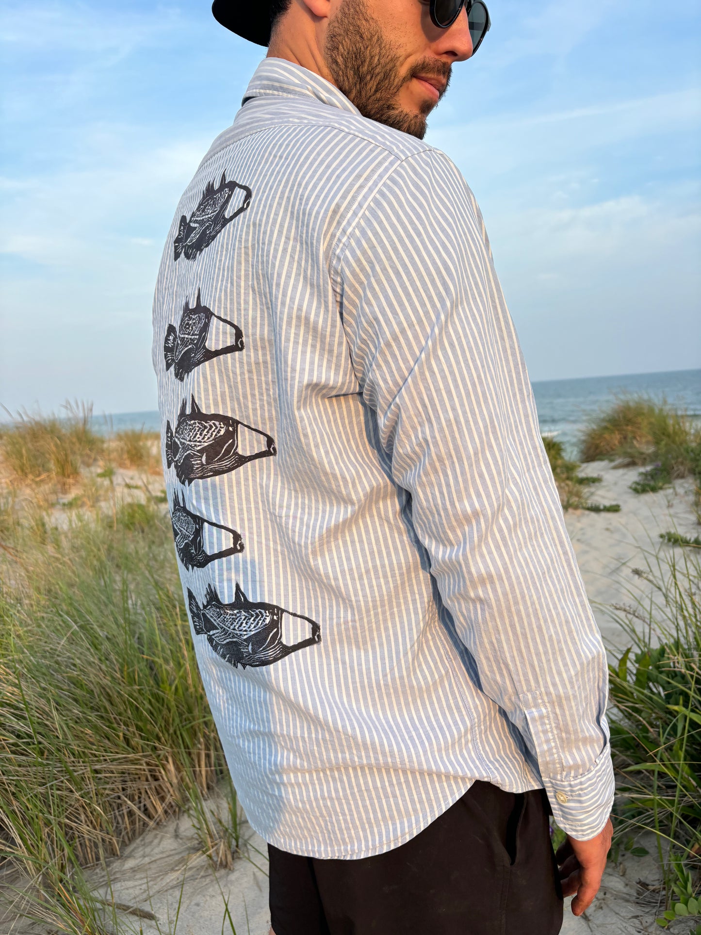 Humuhumu print button down