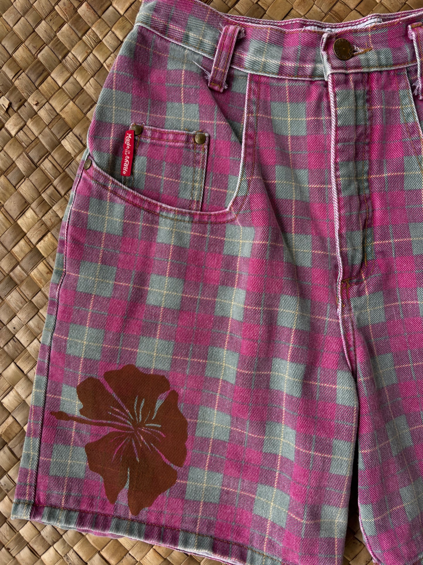 Hibiscus Hips Vintage Shorts
